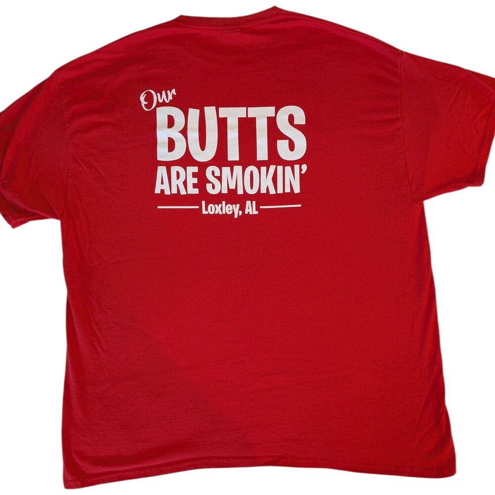 Piggly Wiggly Our Butts Are Smokin' Graphic T-Shirt Red XL